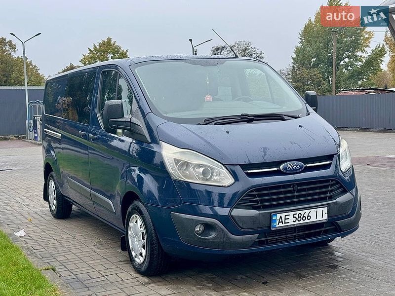Грузопассажирский фургон Ford Transit Custom 2015 в Днепре фото 2 Грузопассажирский фургон Ford Transit Custom 2015 в Днепре