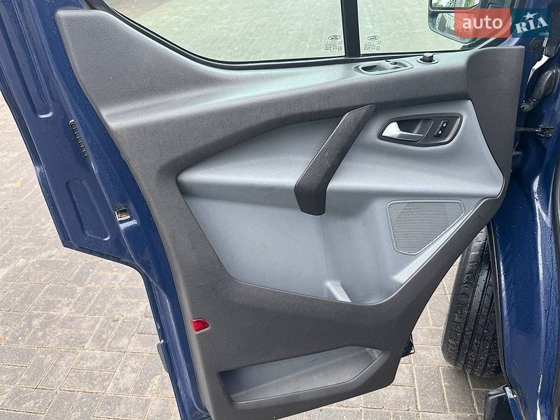 Грузопассажирский фургон Ford Transit Custom 2015 в Днепре фото 11 Грузопассажирский фургон Ford Transit Custom 2015 в Днепре