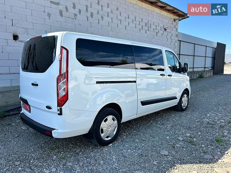 Мінівен Ford Transit Custom 2022 в Хусті