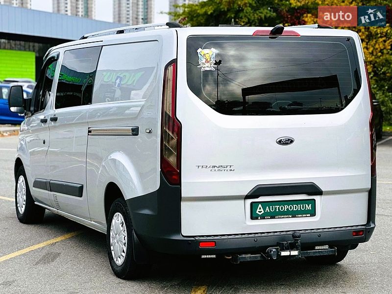 Вантажний фургон Ford Transit Custom 2015 в Києві