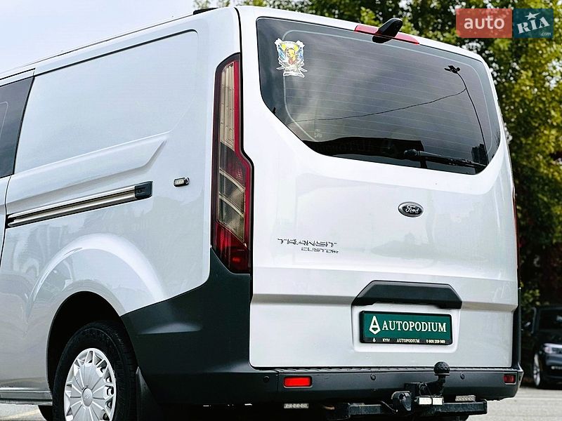 Вантажний фургон Ford Transit Custom 2015 в Києві
