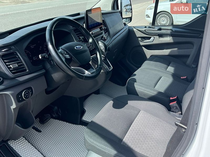 Вантажний фургон Ford Transit Custom 2022 в Лопатині