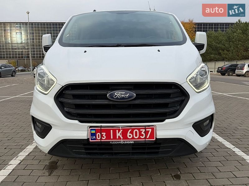 Вантажний фургон Ford Transit Custom 2022 в Луцьку