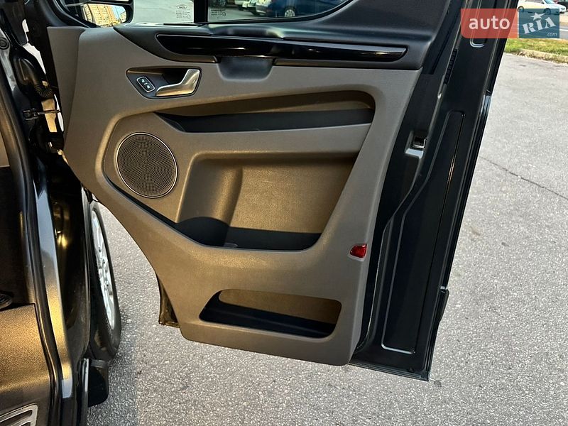 Мінівен Ford Transit Custom 2018 в Харкові