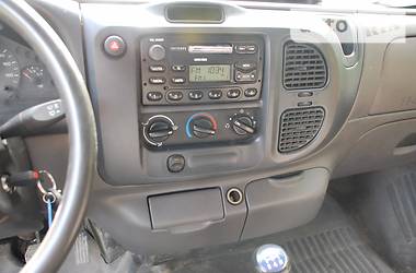 Грузовой фургон Ford Transit 2006 в 