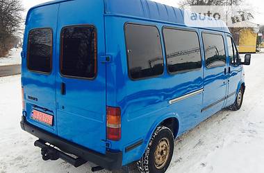 Грузопассажирский фургон Ford Transit 1999 в 