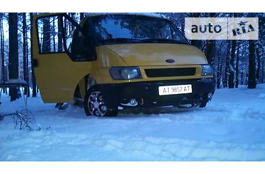 Грузопассажирский фургон Ford Transit 2004 в Ровно