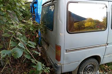 Грузопассажирский фургон Ford Transit 1988 в Черновцах