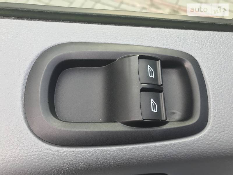 Вантажний фургон Ford Transit 2014 в Дрогобичі
