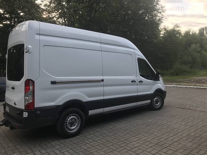 Вантажний фургон Ford Transit 2014 в Дрогобичі