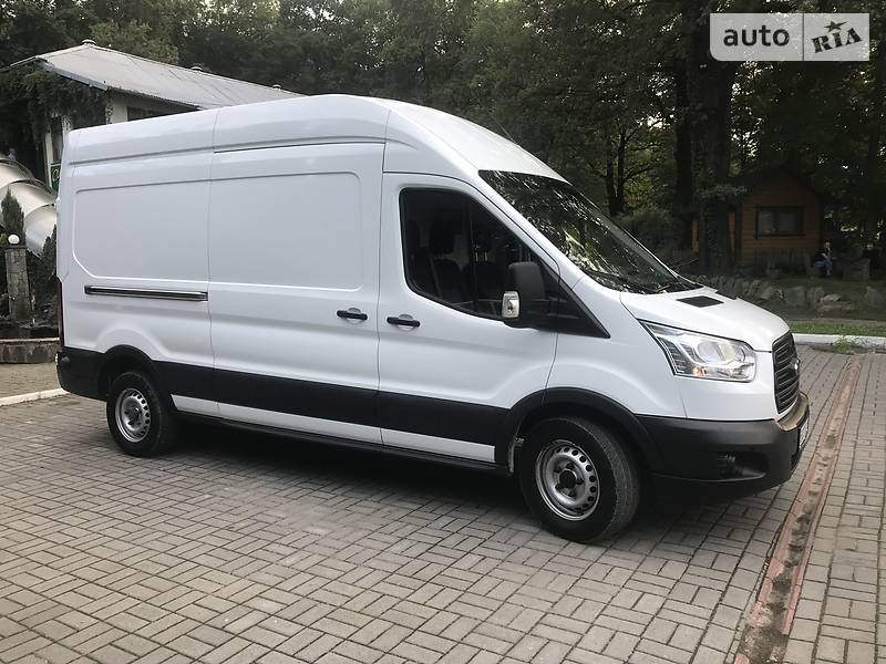 Вантажний фургон Ford Transit 2014 в Дрогобичі