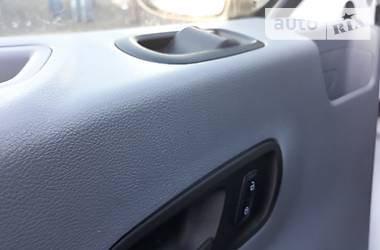 Грузовой фургон Ford Transit 2015 в 