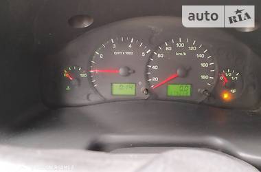 Вантажопасажирський фургон Ford Transit 2005 в 
