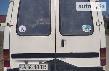 Вантажопасажирський фургон Ford Transit 1988 в 