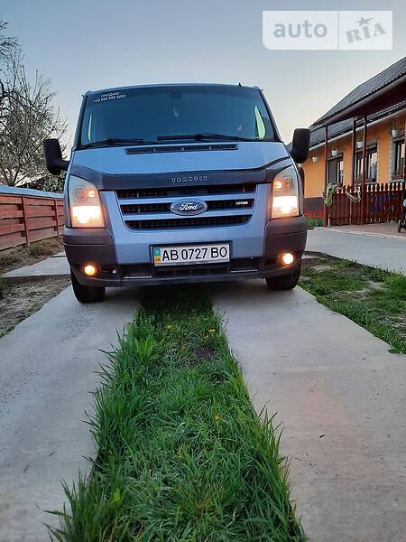 Вантажопасажирський фургон Ford Transit 2007 в Береговому