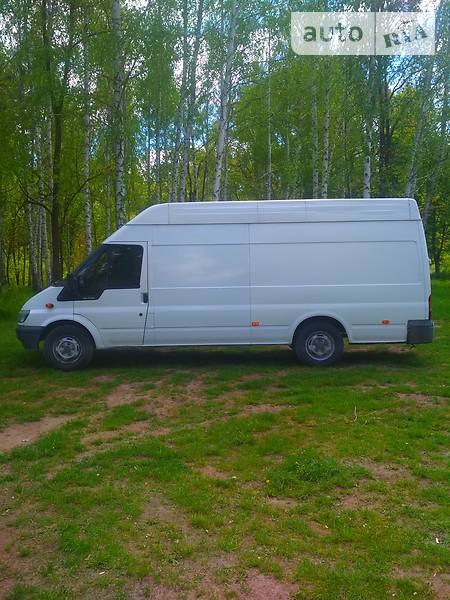 Вантажопасажирський фургон Ford Transit 2004 в 