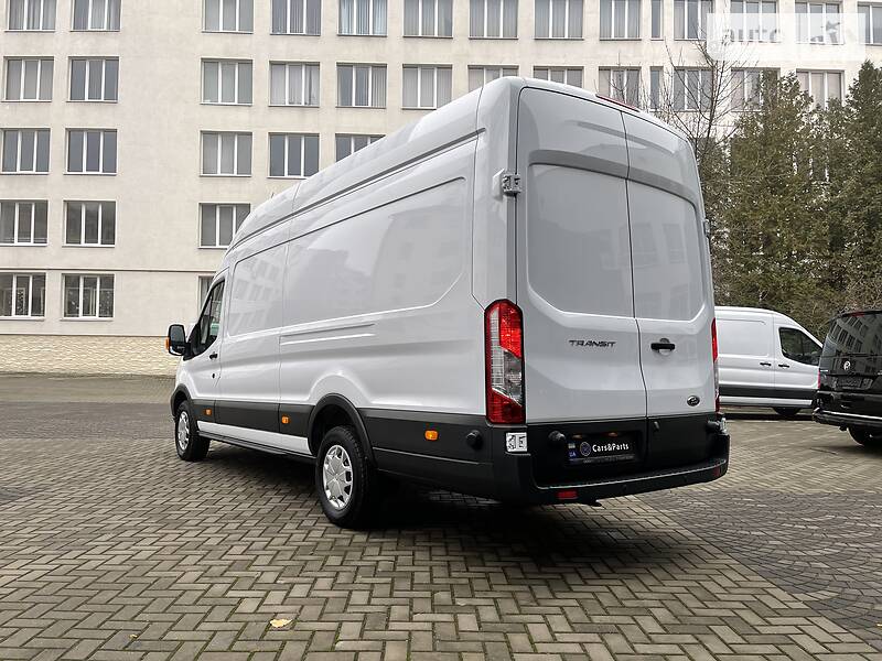 Вантажний фургон Ford Transit 2019 в Луцьку