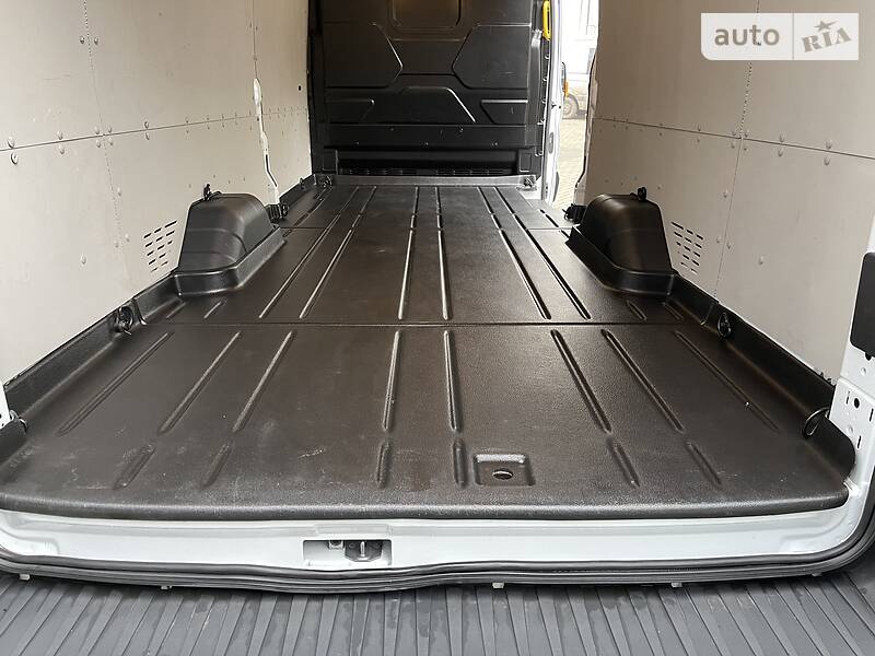 Вантажний фургон Ford Transit 2019 в Луцьку