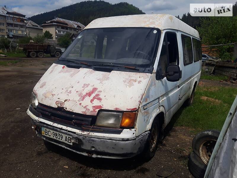 Мінівен Ford Transit 1991 в Міжгір'ї