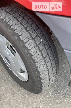 Вантажний фургон Ford Transit 2012 в 