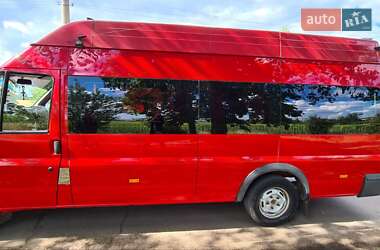 Микроавтобус Ford Transit 2000 в 
