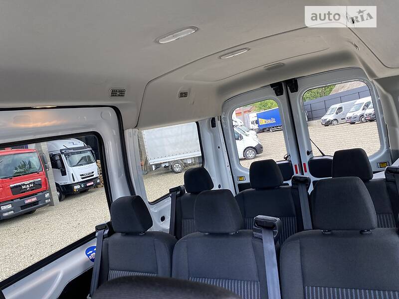 Мінівен Ford Transit 2018 в Мукачевому