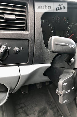 Грузовой фургон Ford Transit 2007 в 