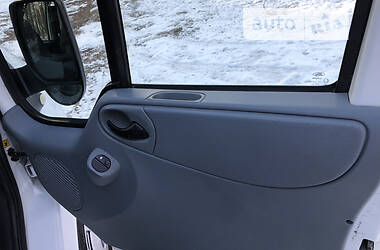 Микроавтобус Ford Transit 2011 в 