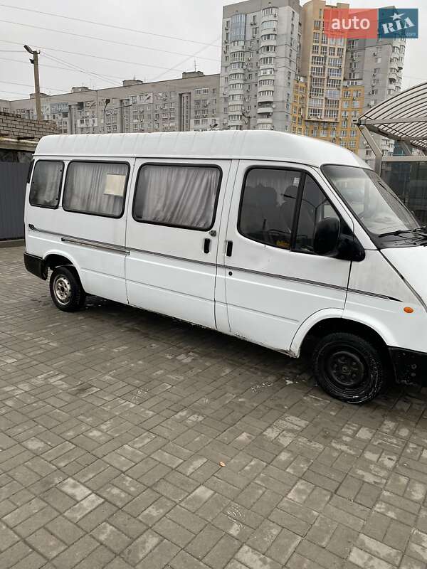 Микроавтобус Ford Transit 1996 в Днепре