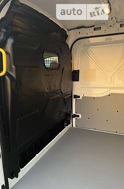 Грузовой фургон Ford Transit 2018 в Луцке