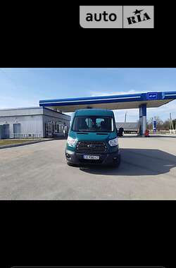 Мікроавтобус Ford Transit 2015 в 