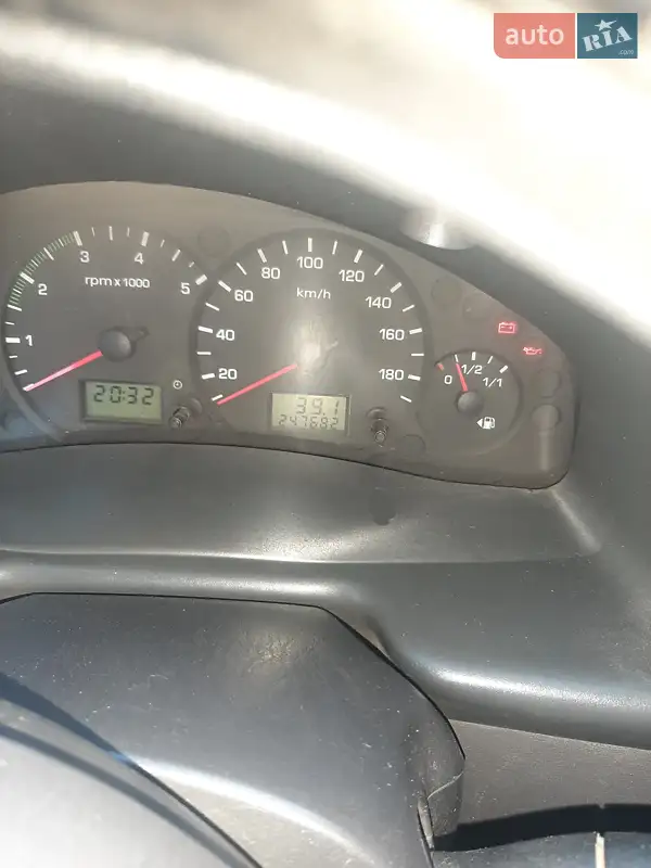 Микроавтобус Ford Transit 2004 в 