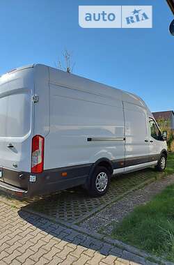 Грузовой фургон Ford Transit 2016 в Киеве