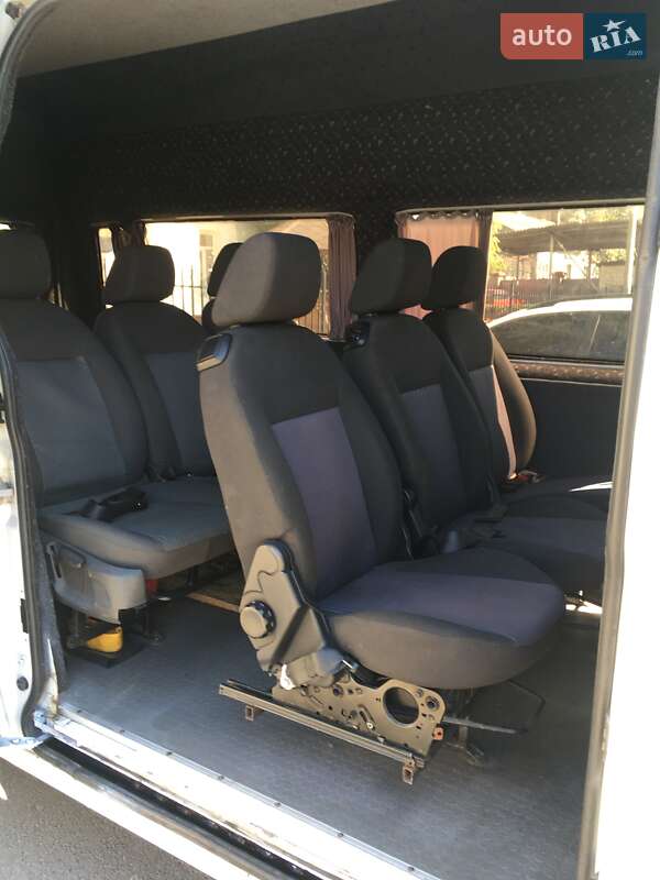 Микроавтобус Ford Transit 2004 в Умани