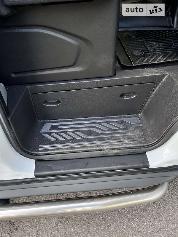 Грузовой фургон Ford Transit 2016 в Черкассах