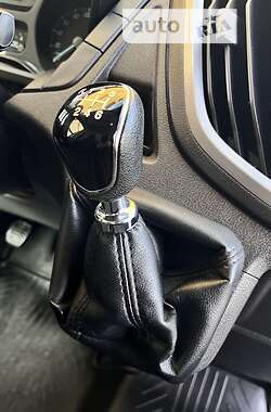 Грузовой фургон Ford Transit 2016 в 