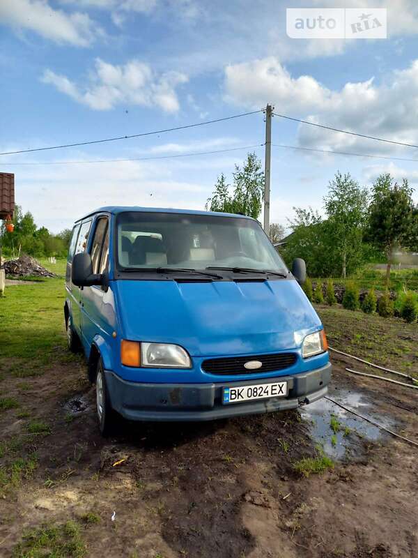 Микроавтобус Ford Transit 1999 в Сарнах