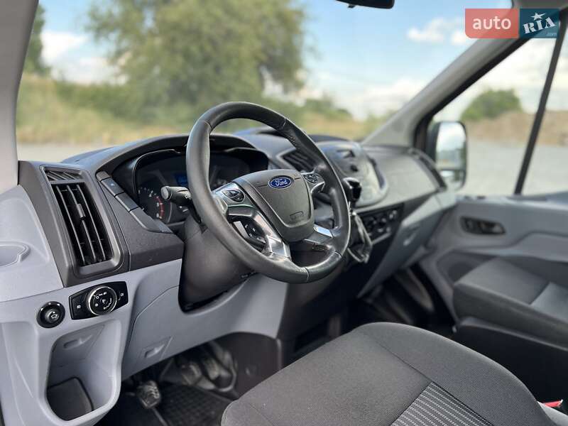 Микроавтобус Ford Transit 2015 в Днепре