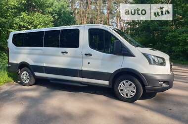 Микроавтобус Ford Transit 2016 в 