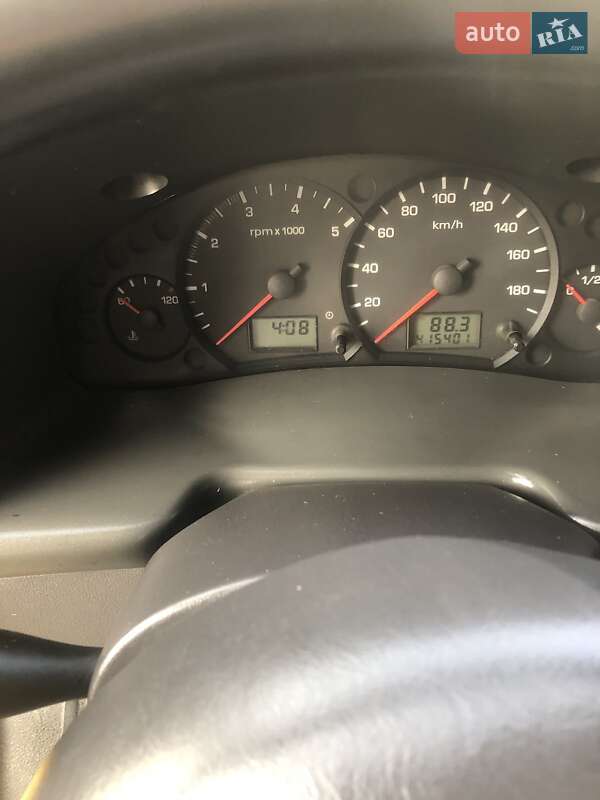 Минивэн Ford Transit 2004 в Сокирянах