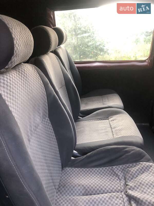 Минивэн Ford Transit 2004 в Сокирянах