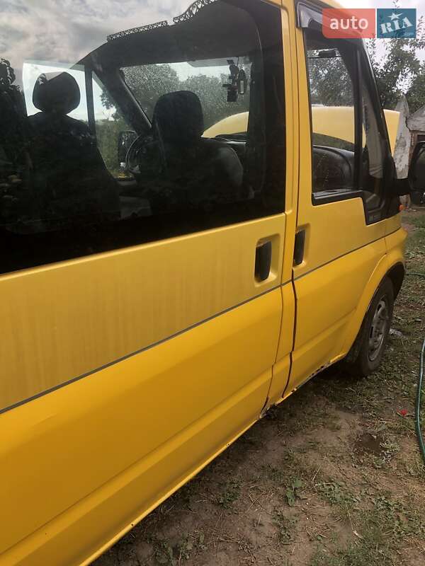 Минивэн Ford Transit 2004 в Сокирянах
