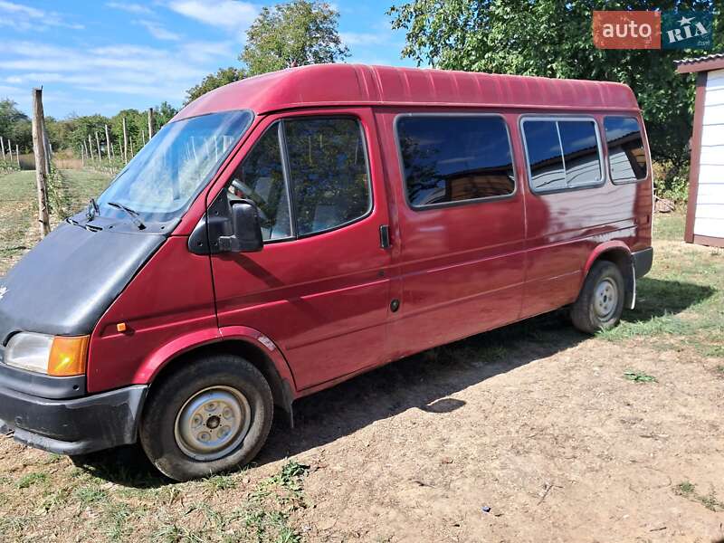 Микроавтобус Ford Transit 1992 в Кельменцах