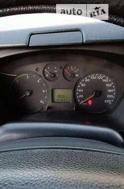Грузопассажирский фургон Ford Transit 2006 в 