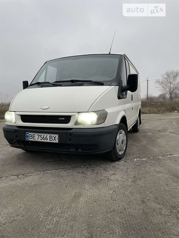 Грузовой фургон Ford Transit 2003 в 