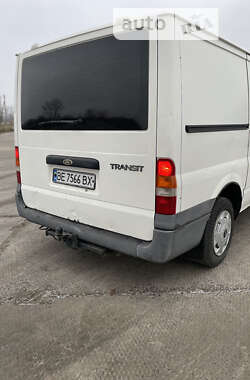 Грузовой фургон Ford Transit 2003 в 