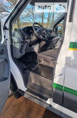 Грузовой фургон Ford Transit 2017 в 