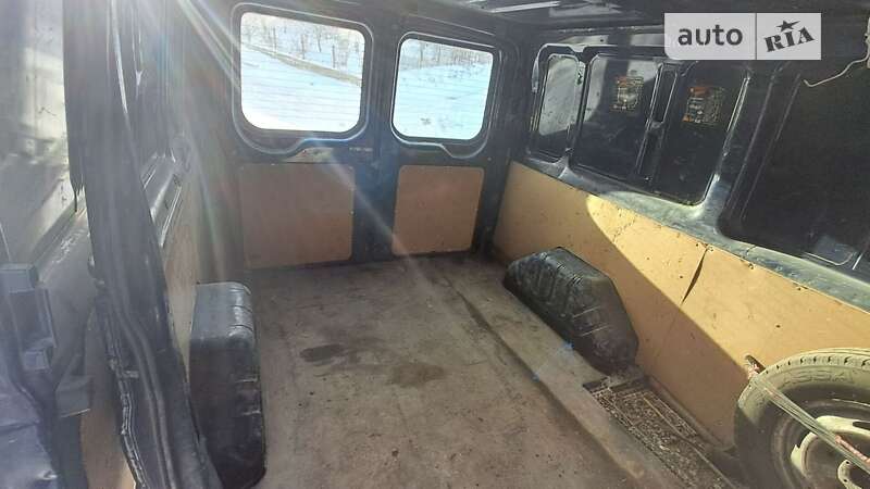 Вантажний фургон Ford Transit 2004 в Тернополі