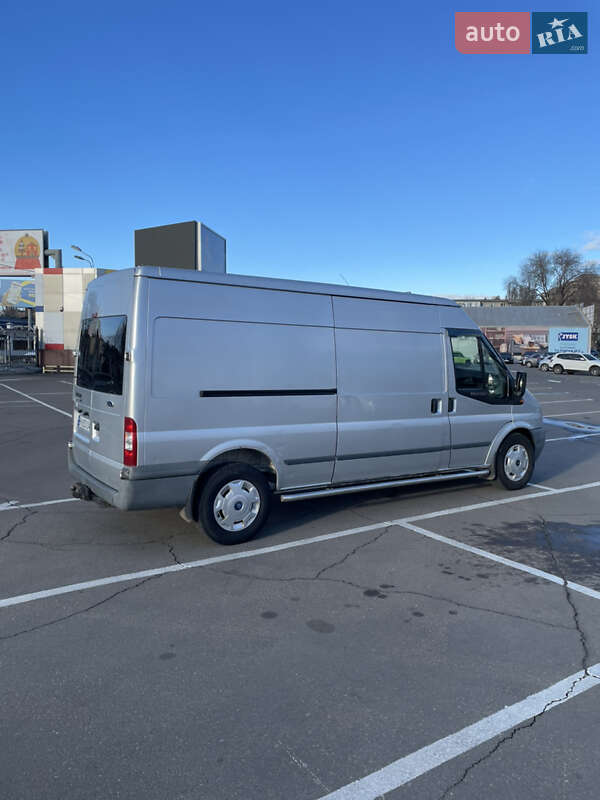 Вантажний фургон Ford Transit 2007 в Одесі