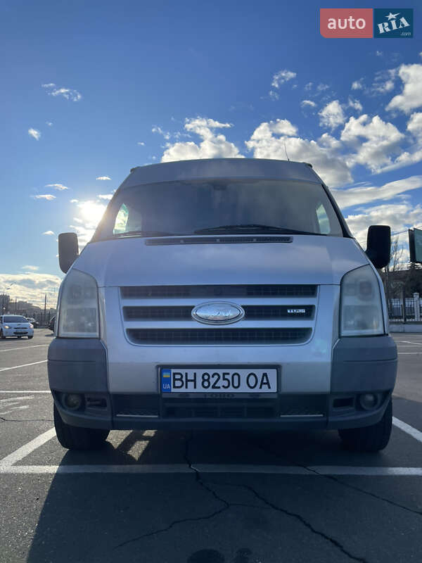 Вантажний фургон Ford Transit 2007 в Одесі